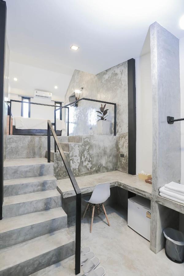In My Place Cafotel Khlong Thom Ngoại thất bức ảnh
